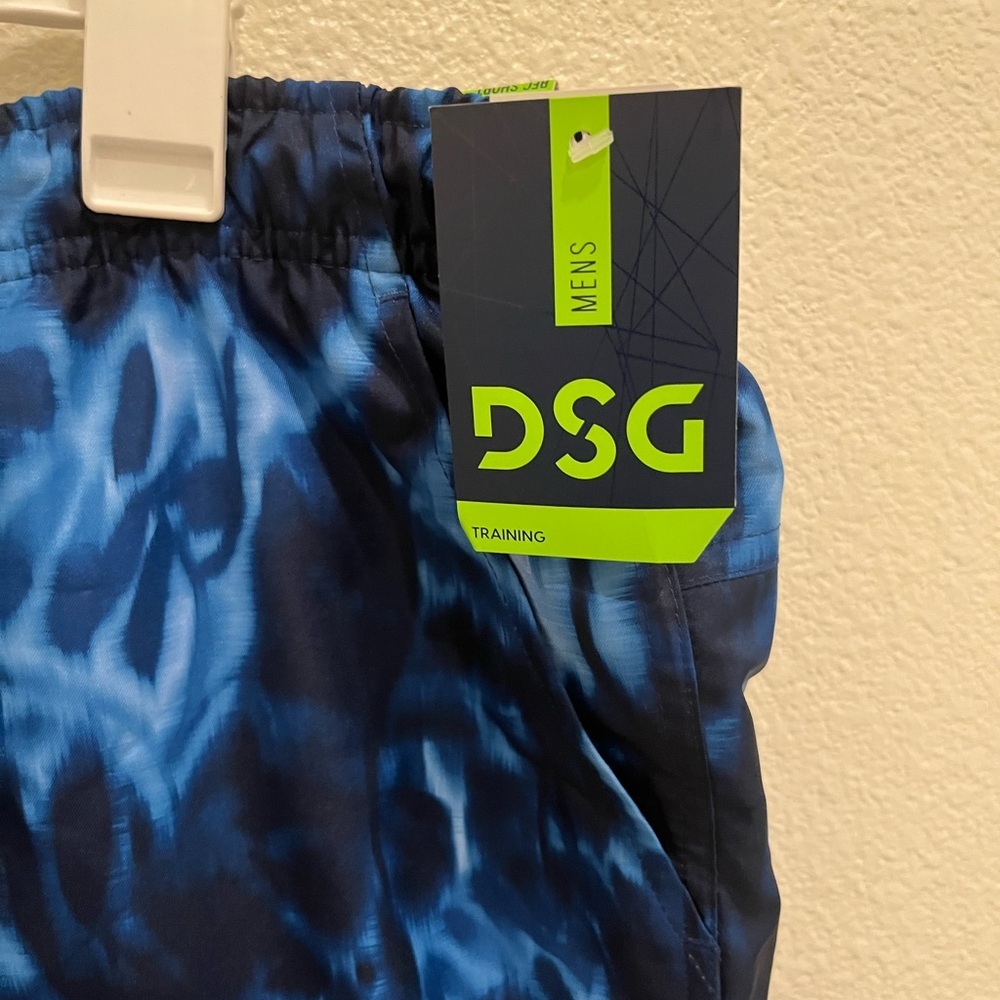 DSG Men’s Blue Tie-Dye Rec Training Shorts – Size XL – NWT​ - Picture 3 of 8